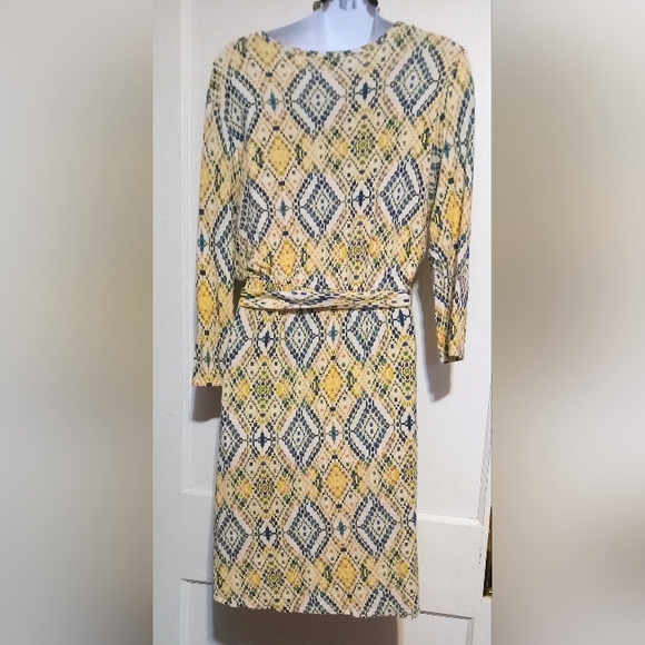 🛍️ BUNDLE ONLY🛍️Yellow and Green Geometric Wrap Dress - Picture 3 of 6